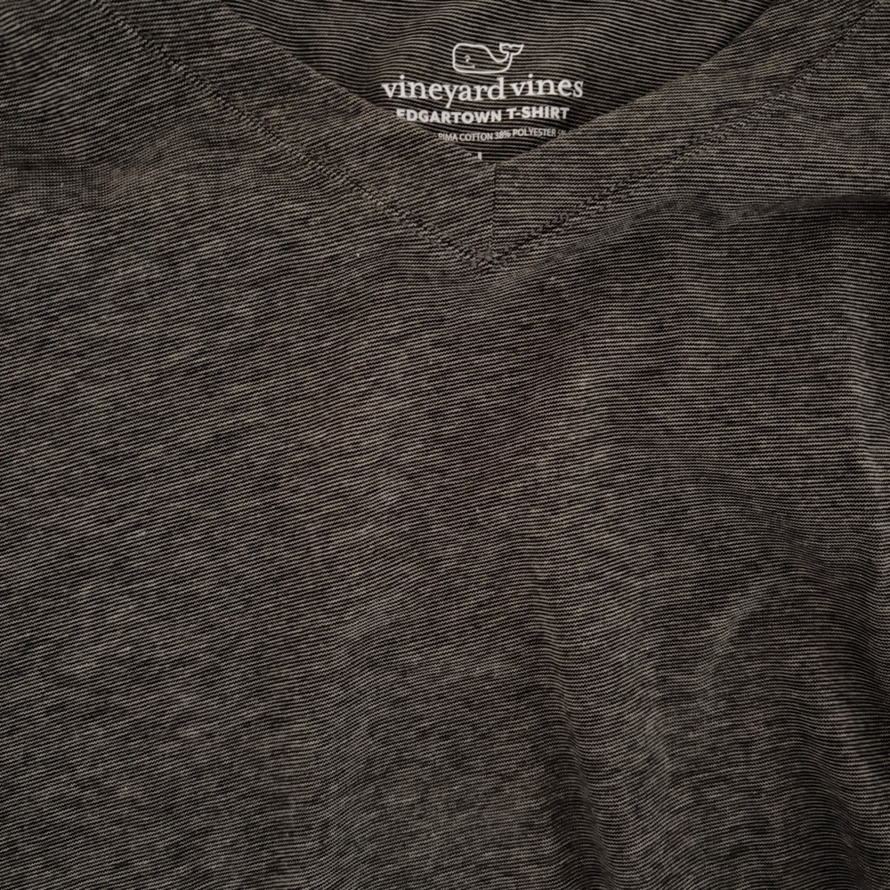 Vineyard Vines Men's Charcoal V-Neck Tee